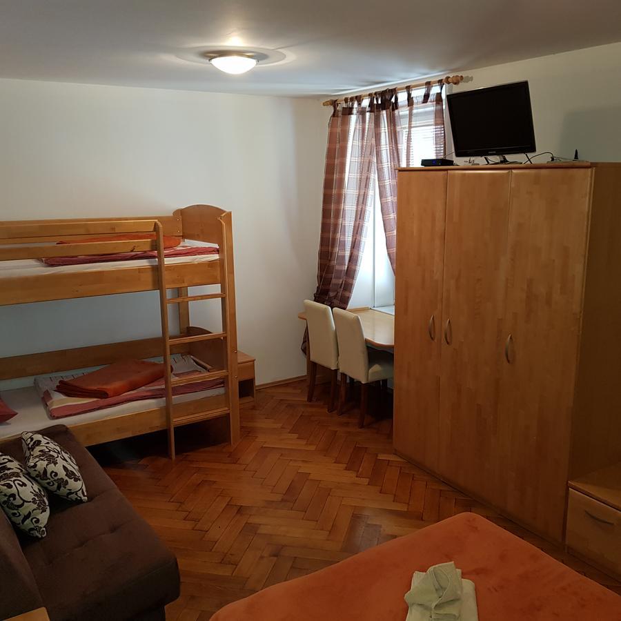 Guest House Cater Ласко Экстерьер фото